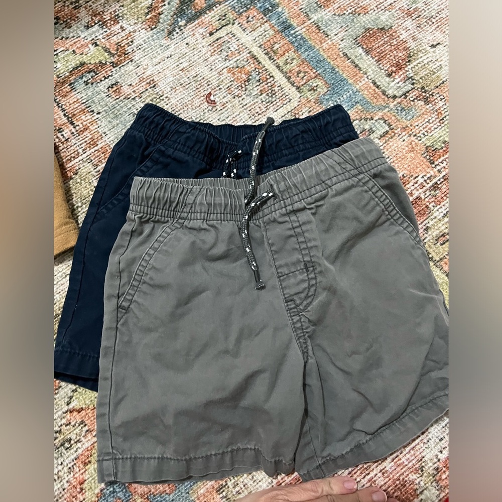 Cat & Jack 3T shorts bundle- grey and navy- EUC